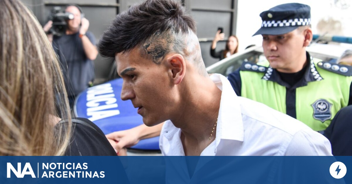 Los futbolistas de Vélez acusados de abuso sexual esperan por una audiencia clave