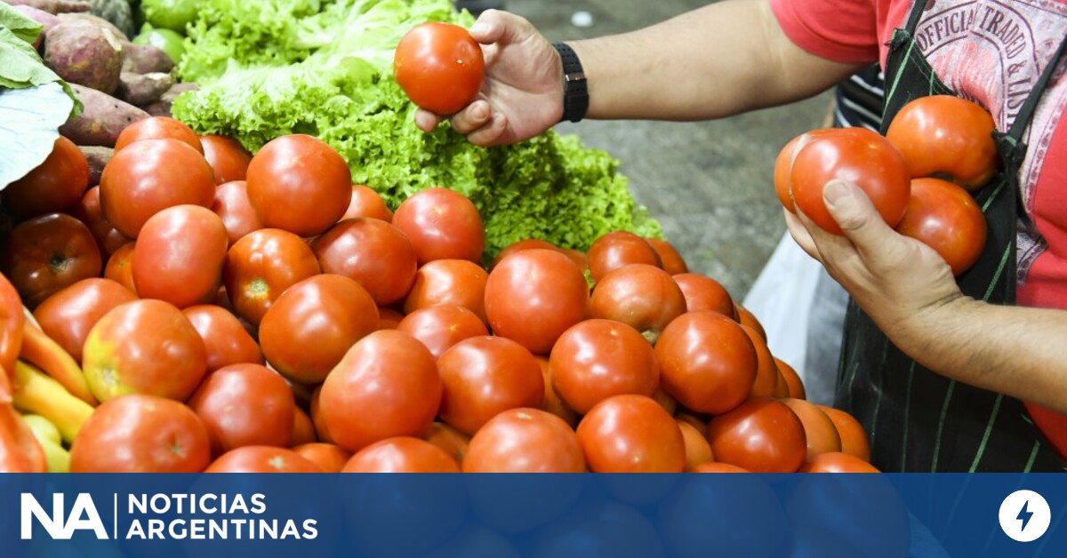 Bajó la papa, el morrón y el tomate: cuánto lo paga el verdulero