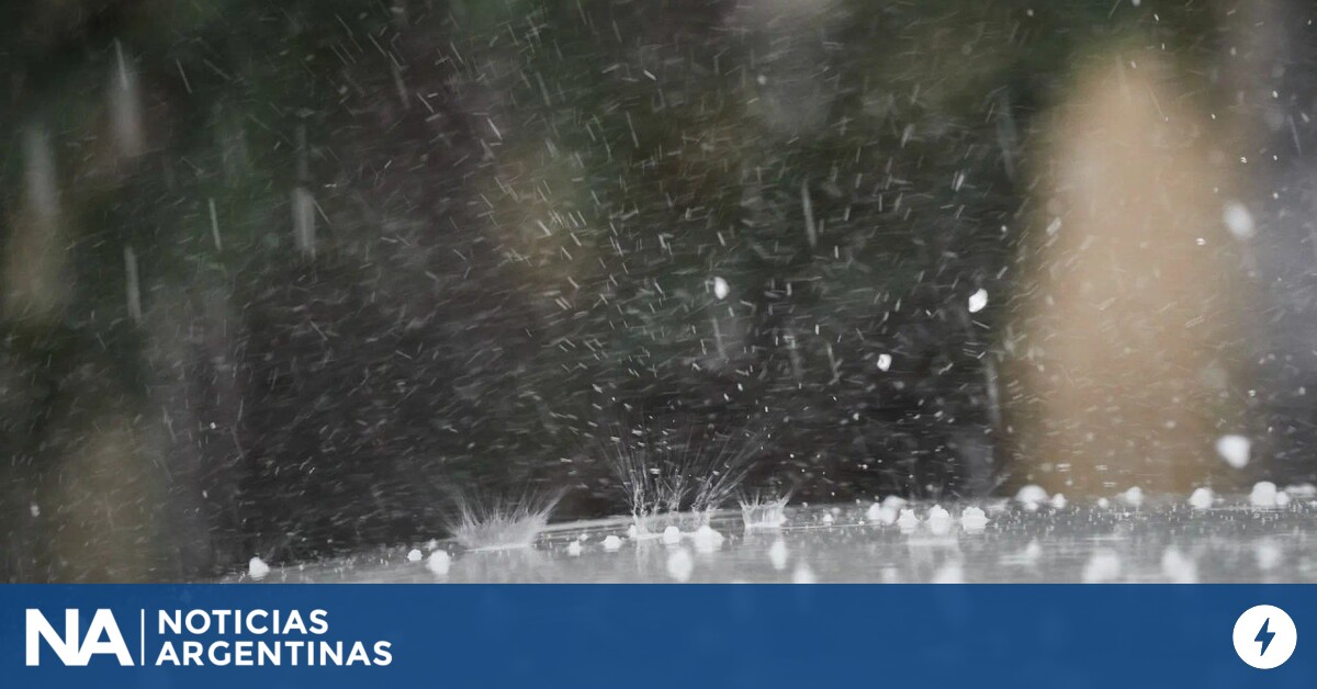 Alerta por lluvias y granizo en tres provincias para este sábado