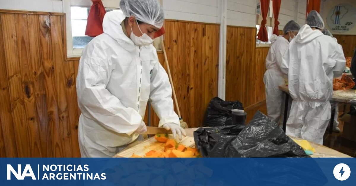 Locro, tortas fritas y chocolate caliente gratis por el 25 de mayo: dónde lo regalan