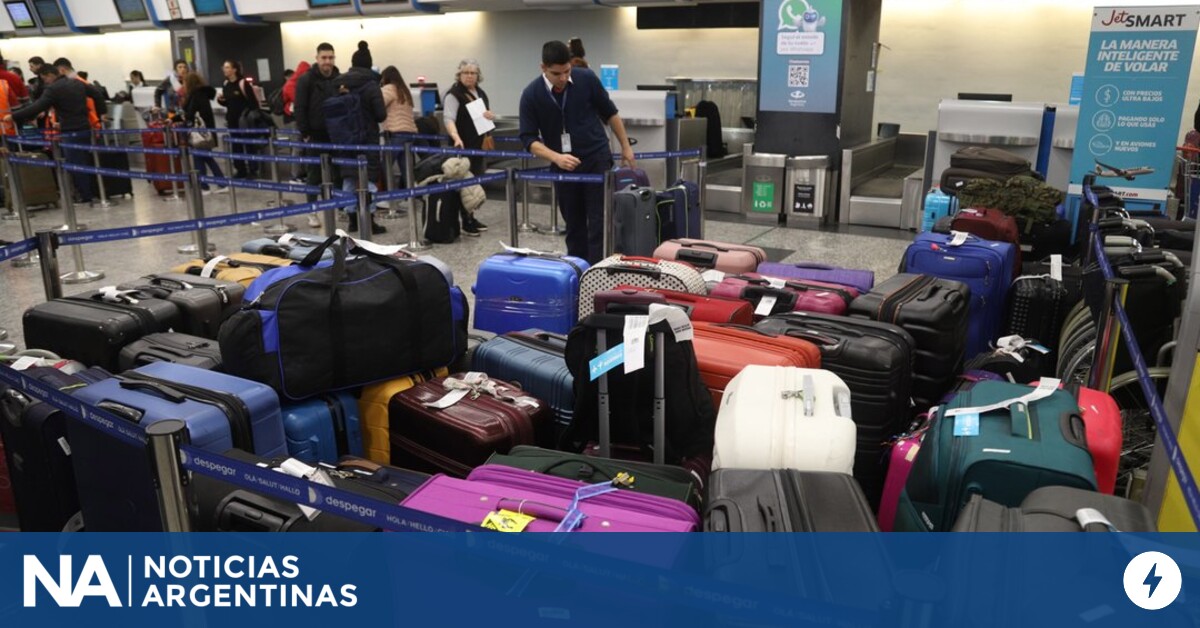 Por medidas gremiales, hay demoras en Aeroparque y podría haber cancelaciones