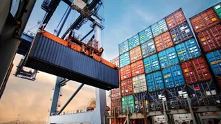 El Gobierno simplificó las importaciones temporales de insumos para empresas exportadoras