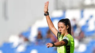 Terna arbitral femenina dirigirá por primera vez un partido de la Serie A