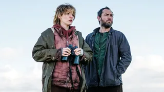 Netflix: de qué trata la película del 2020 con Blake Lively y Jude Law qué está arrasando